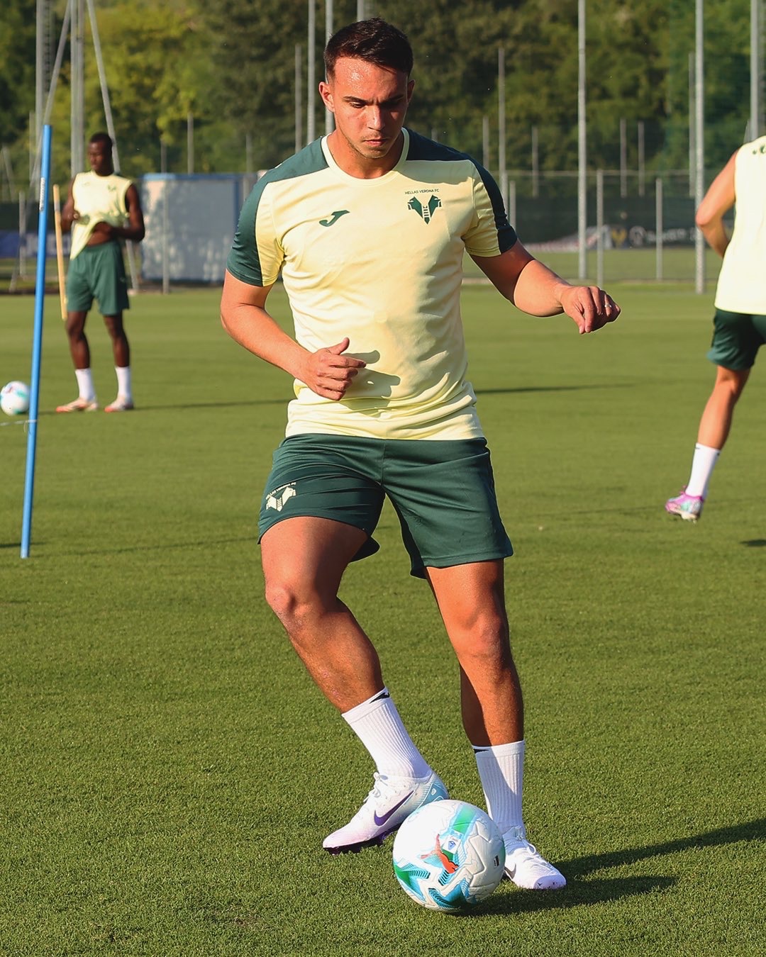 Hellas Verona 2025/26, primo allenamento per i gialloblù