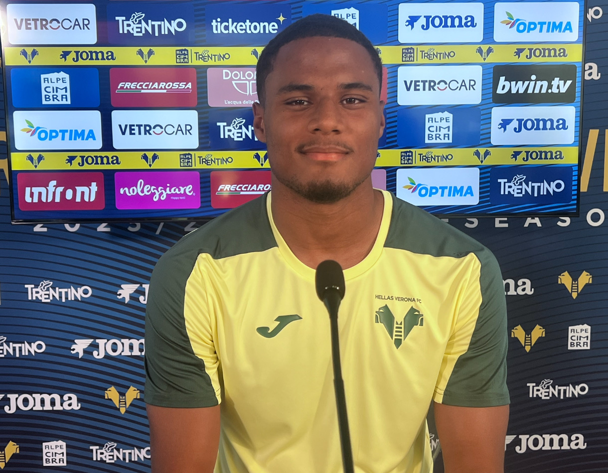 Sarr: “Le responsabilità mi piacciono. Sono molto contento che l’Hellas Verona abbia puntato su di me”