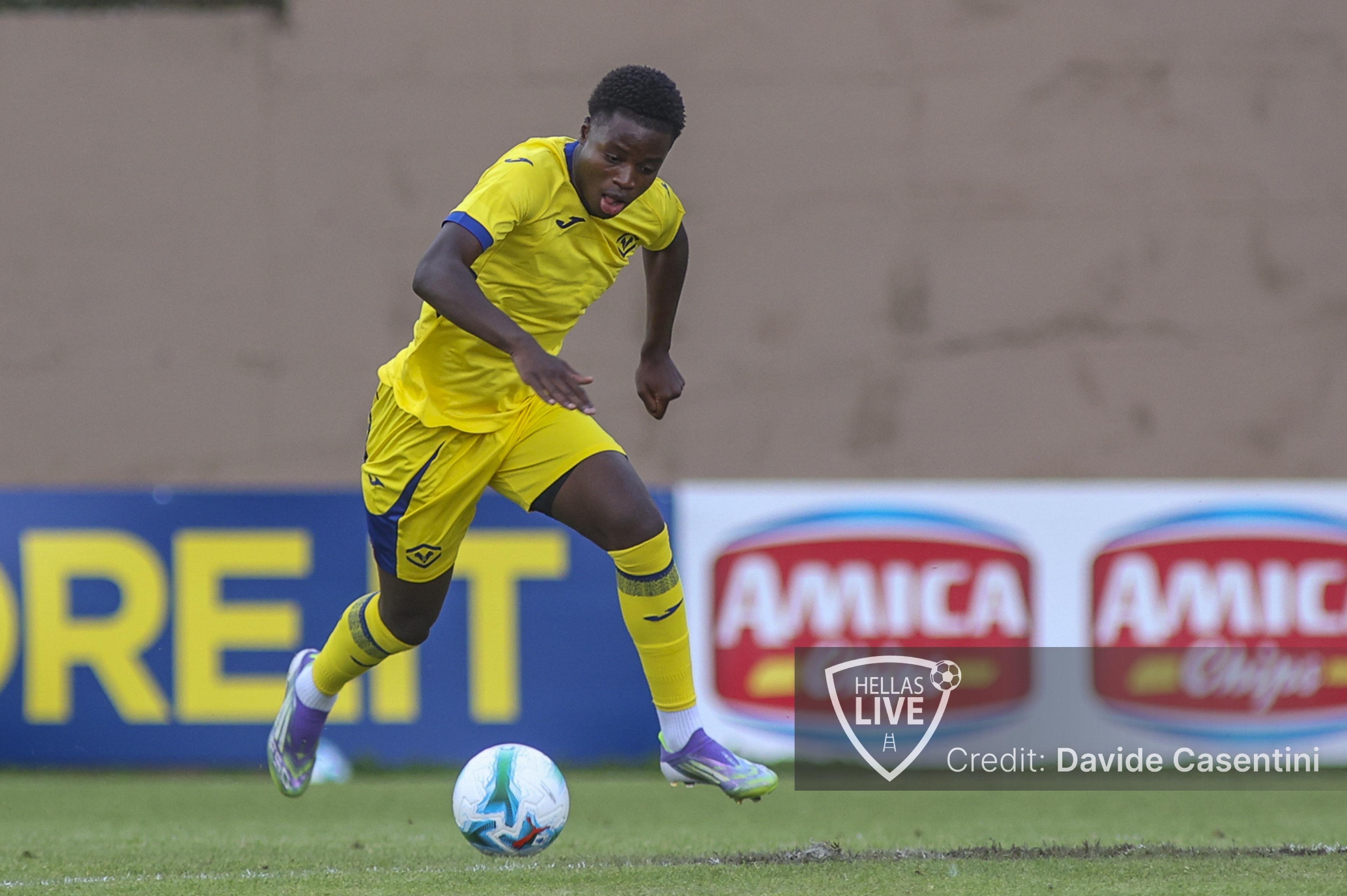 Hellas Verona, Cisse prolunga il contratto e si trasferisce in prestito al Catanzaro