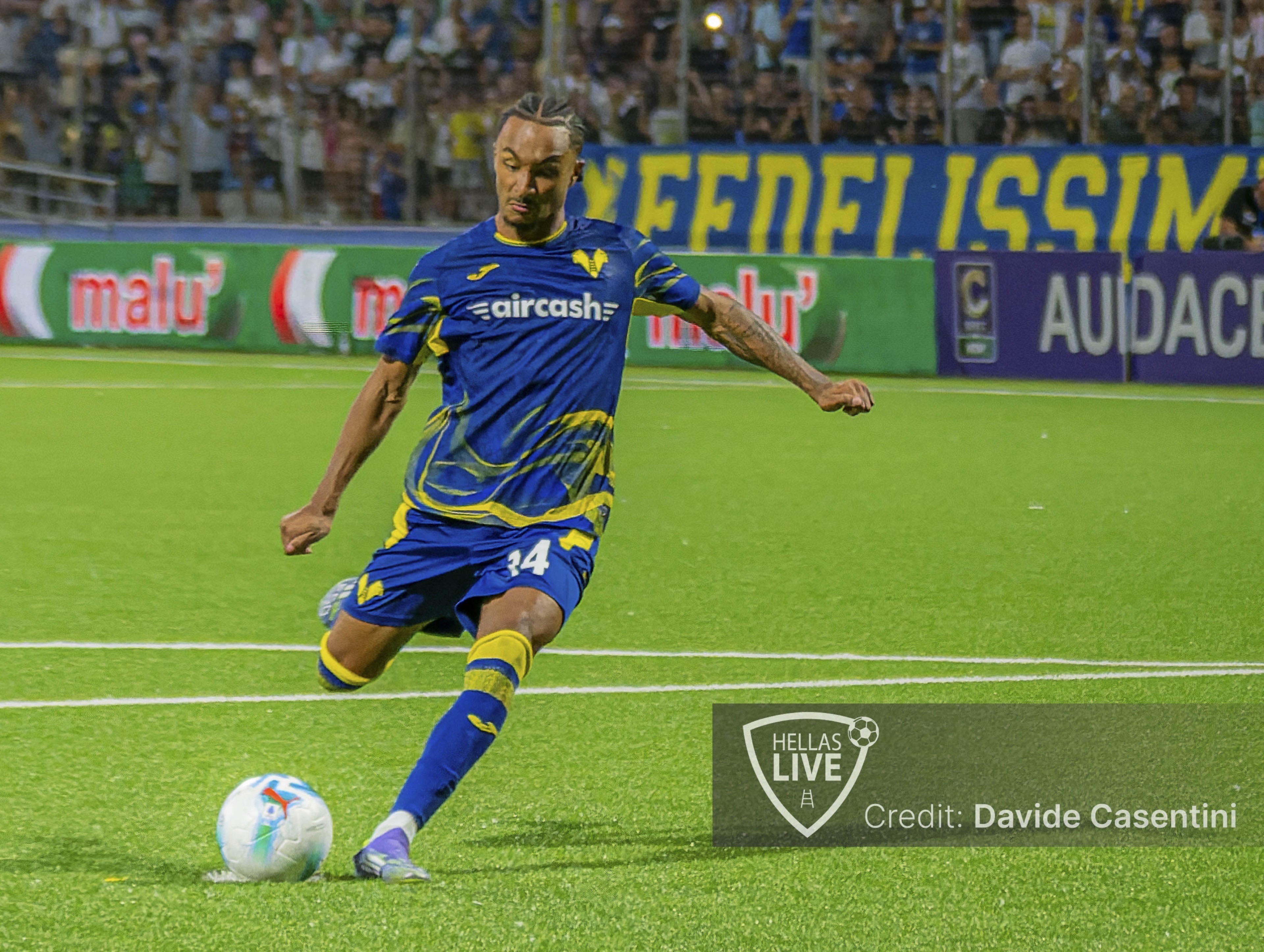 Hellas Verona, Livramento in uscita. Juve Stabia e Werder Brema sul capoverdiano