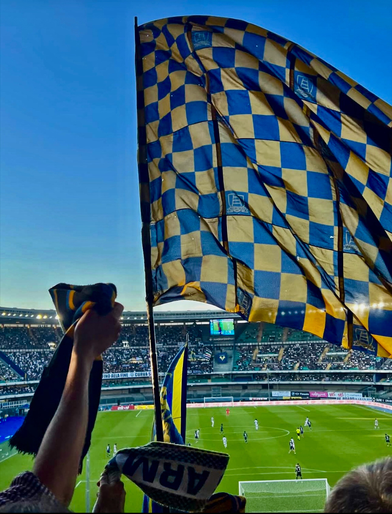 Hellas Verona-Cagliari verso quota 23.500. Settore Ospiti: 599. Poltronissime Sud esaurite