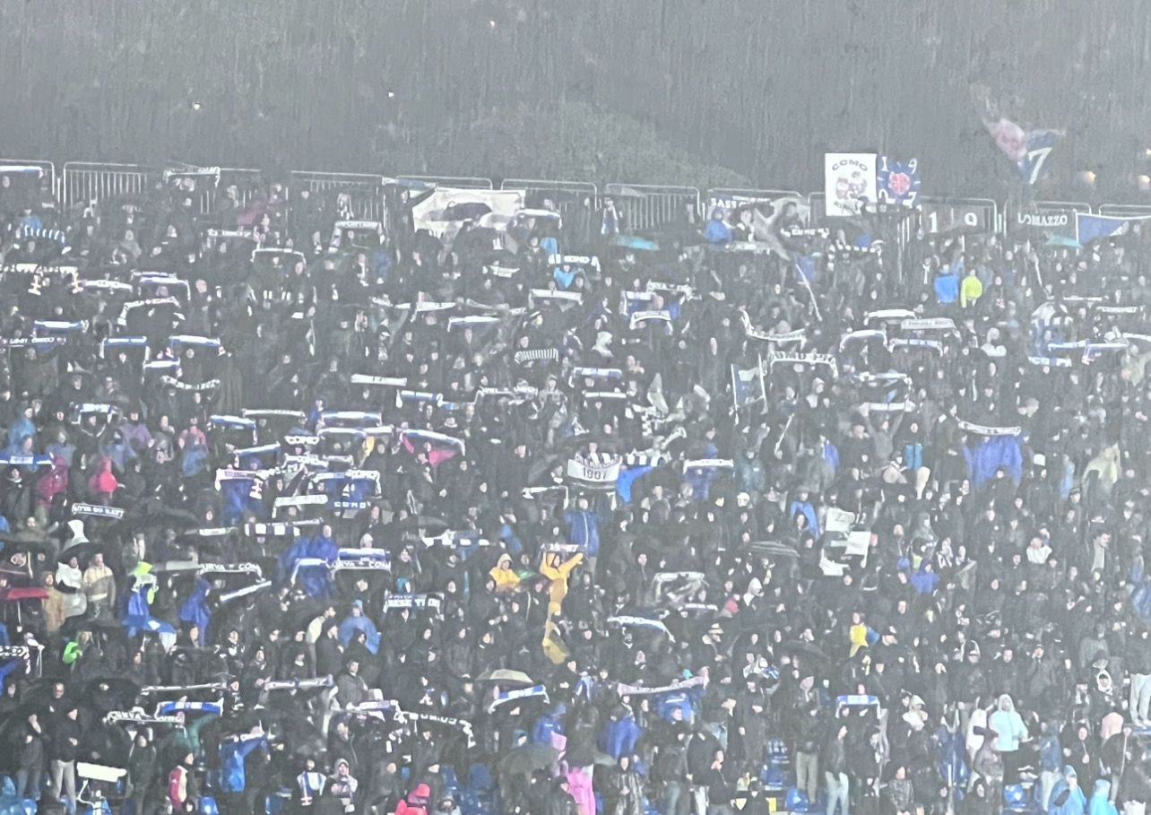 Como-Hellas Verona 1-0, al 9’ rete di Douvikas