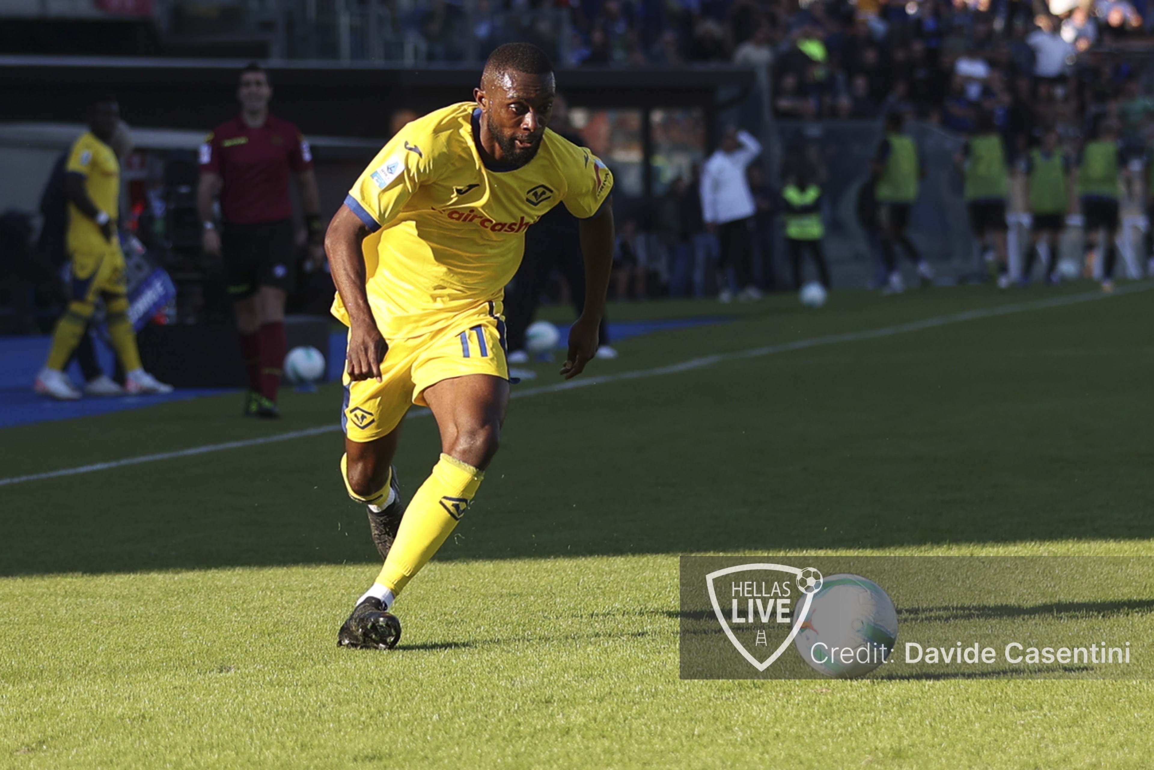 Giudice Sportivo. Hellas Verona, Akpa-Akpro entra in diffida