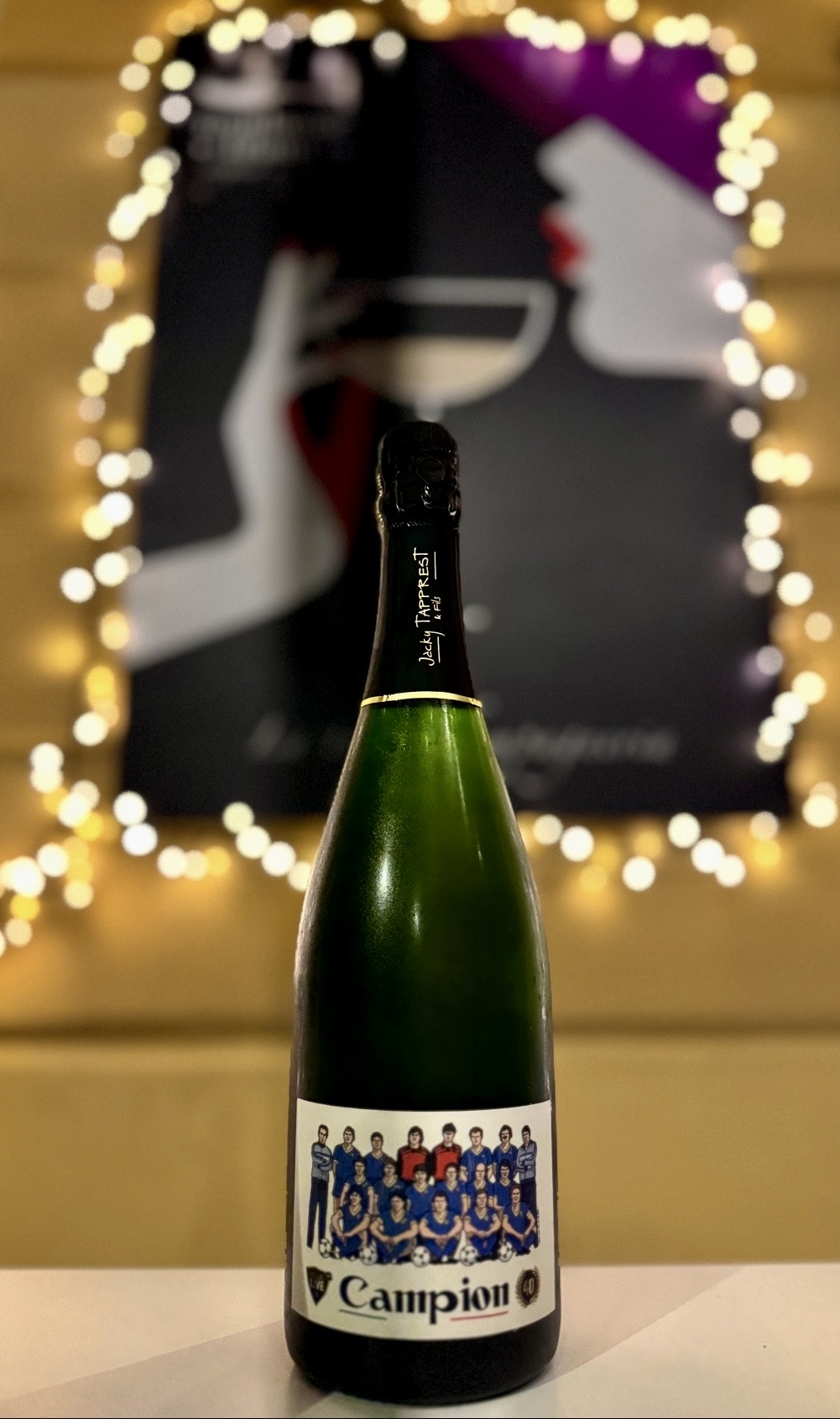 Champagne Hellas Live Campion