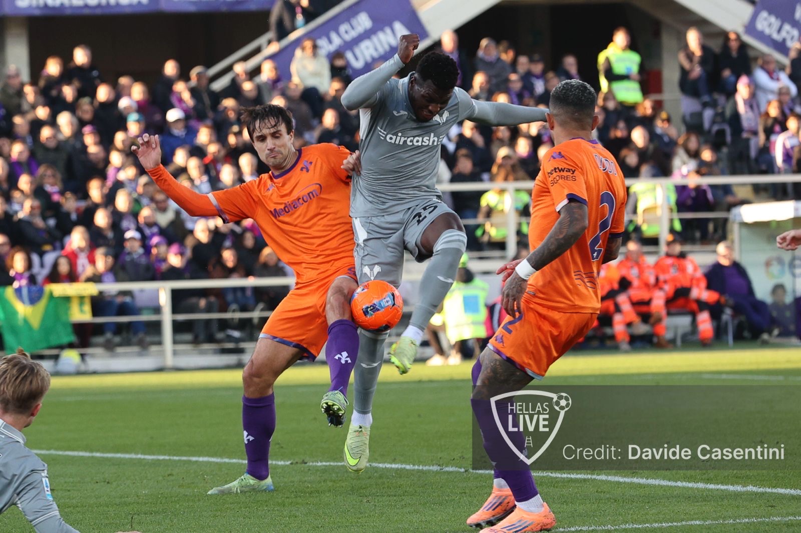 Hellas Verona, 12 punti dopo 15 giornate: per i gialloblù lo stesso bottino dell’anno scorso