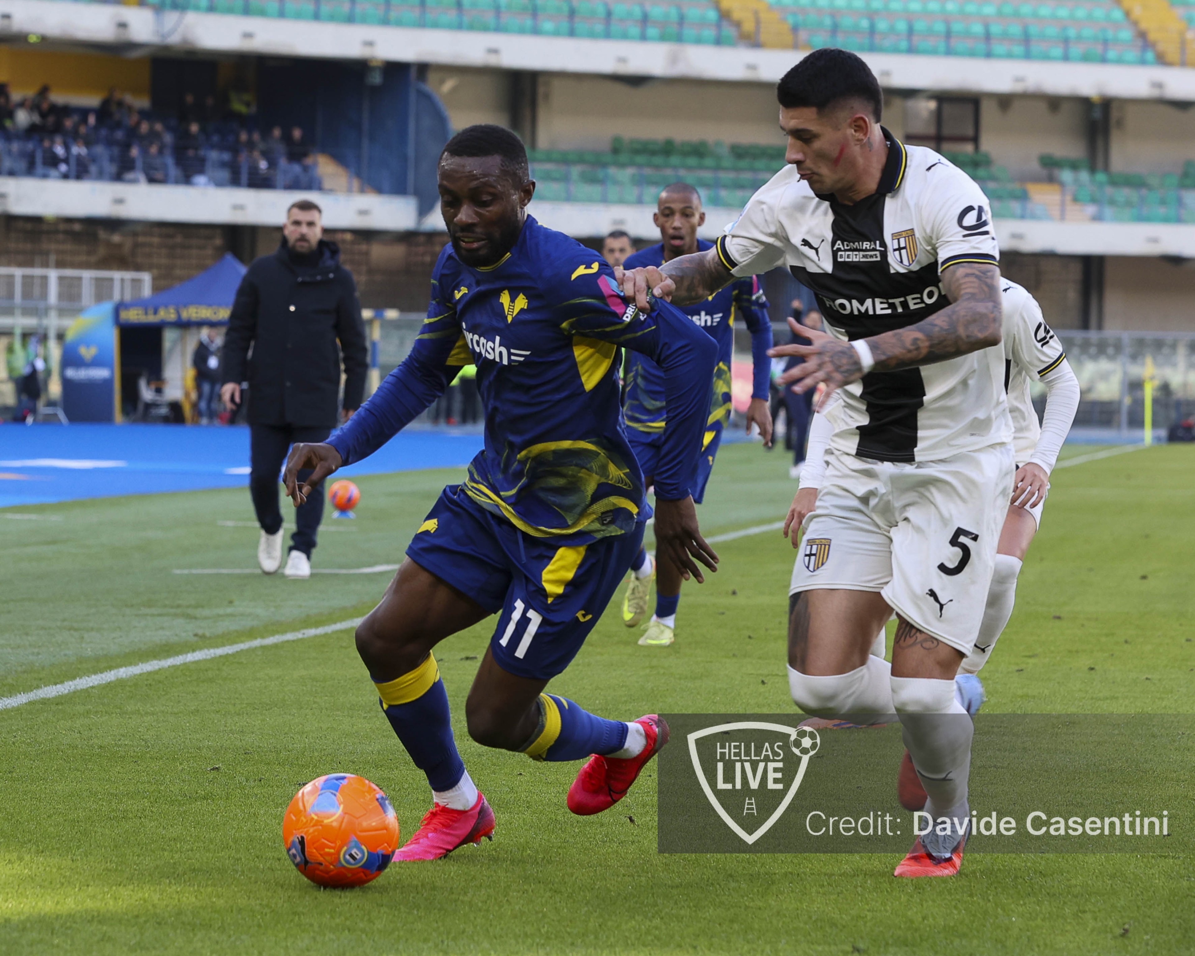 Hellas Verona, Akpa-Akpro indisponibile anche contro il Milan