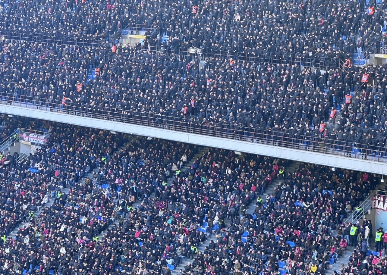 Milan-Hellas Verona 2-0, rigore di Nkunku