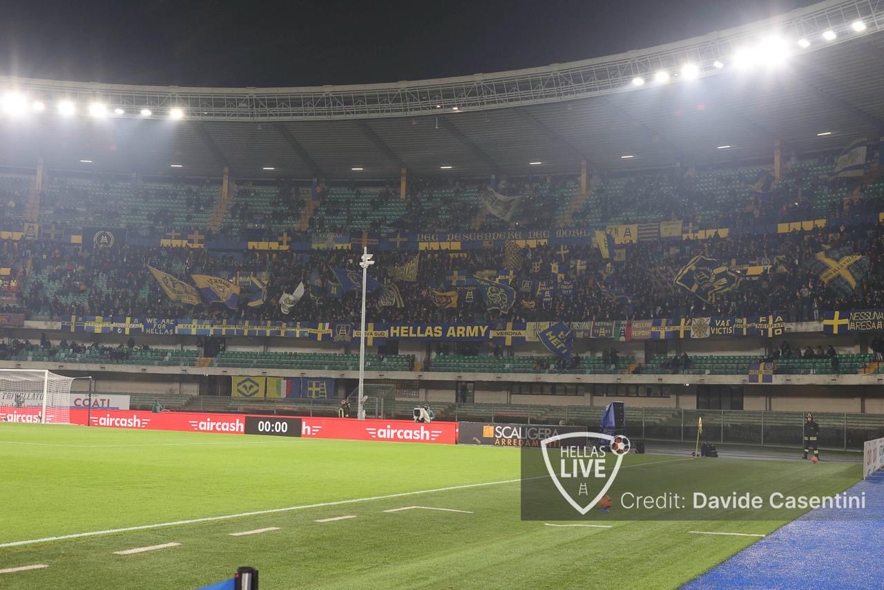 Hellas Verona-Bologna 2-3, l’autorete di Freuler riapre la partita