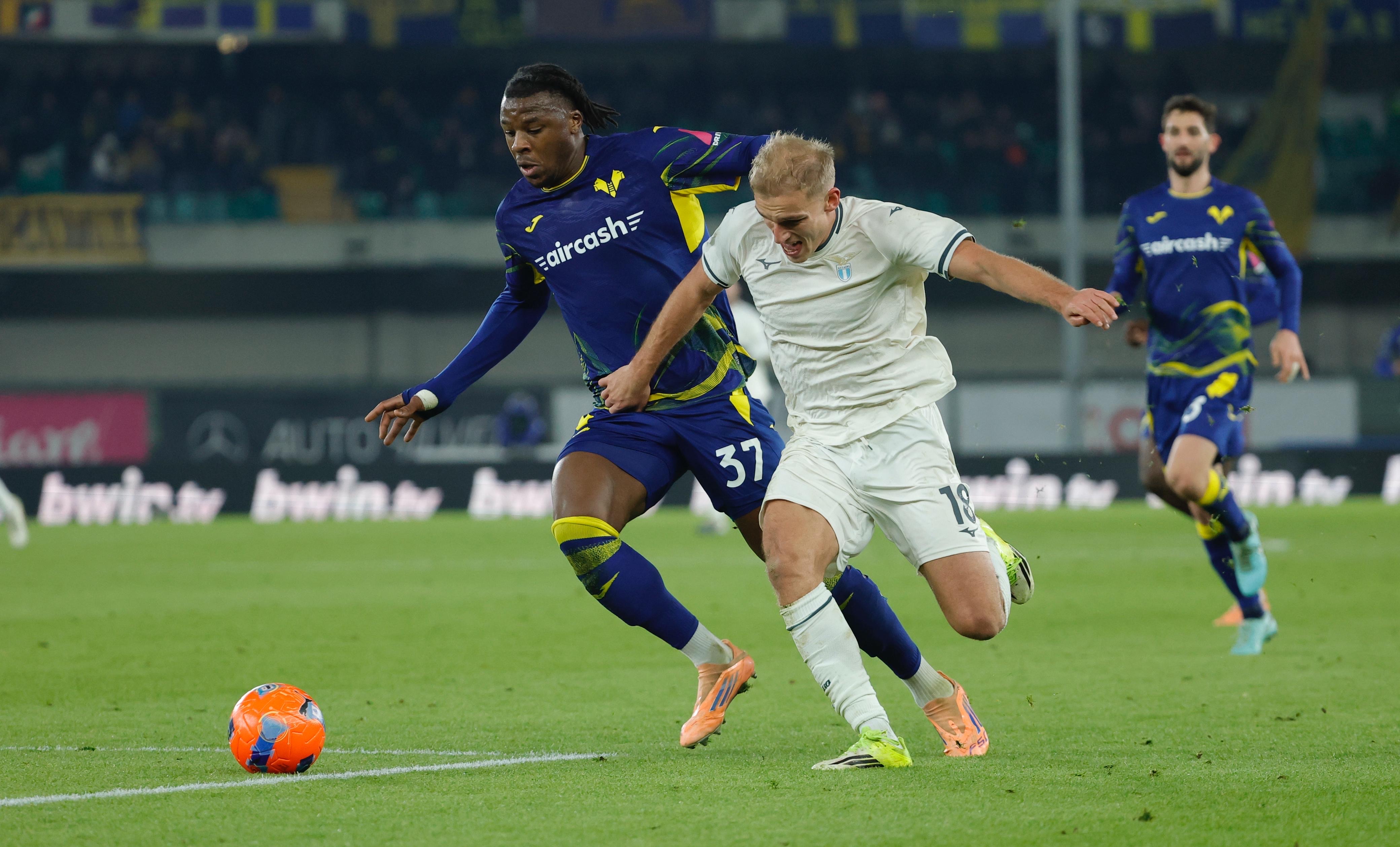 Hellas Verona, Bella-Kotchap indisponibile tre settimane