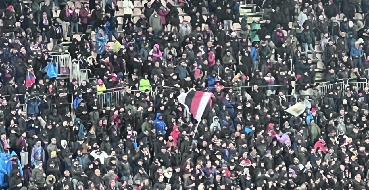 Cagliari-Hellas Verona 2-0, raddoppia Kilicsoy