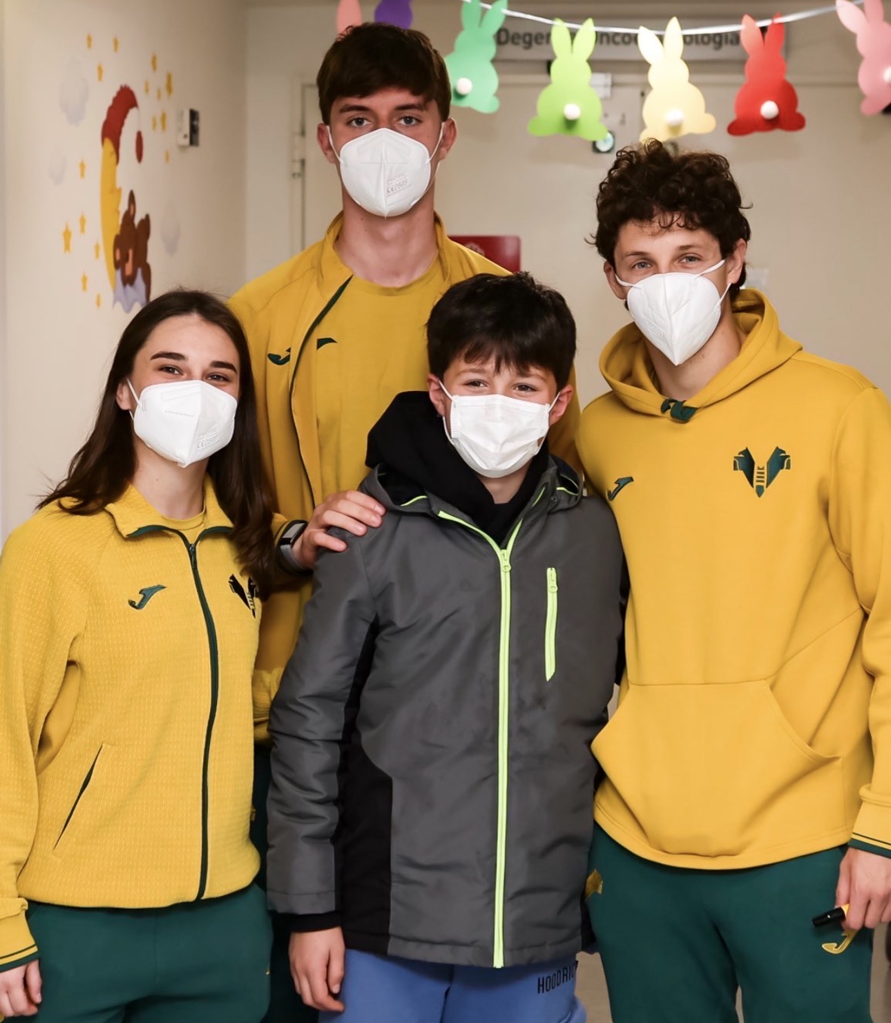 Hellas Verona insieme a ABEO in visita ai bambini del reparto di Oncoematologia Pediatrica dell’Ospedale di Borgo Trento