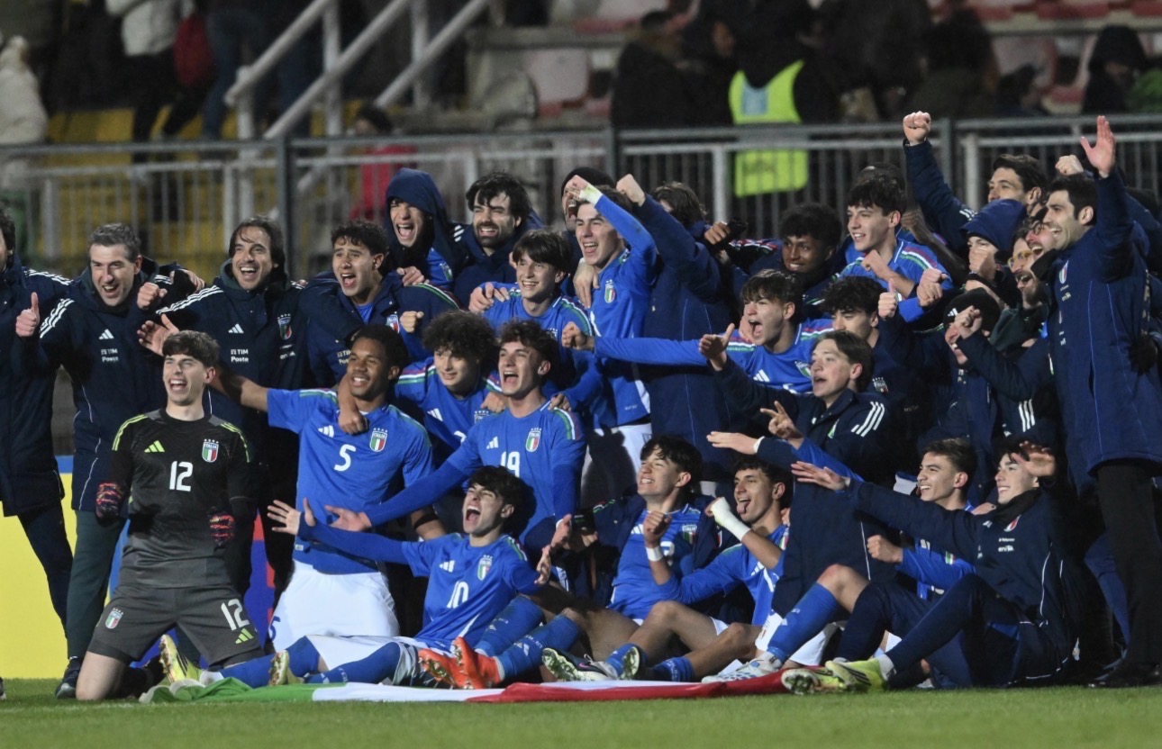 Doppia qualificazione per l’Italia Under 17: Europeo e Mondiale. Il gialloblù Casagrande in campo dal 77’