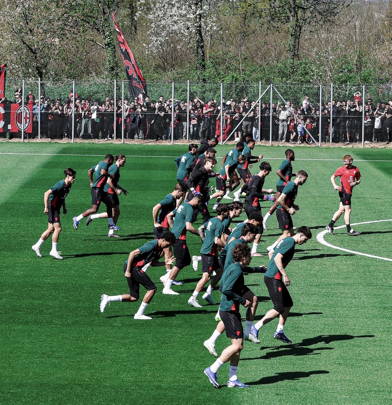 Milan, tre sconfitte nelle ultime quattro giornate. Oggi la ripresa degli allenamenti