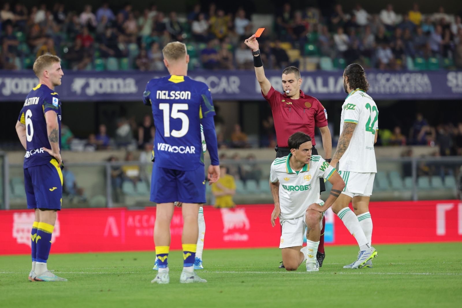 La moviola de La Gazzetta dello Sport. Hellas Verona-Roma 0-2. Arbitro Sozza voto 6