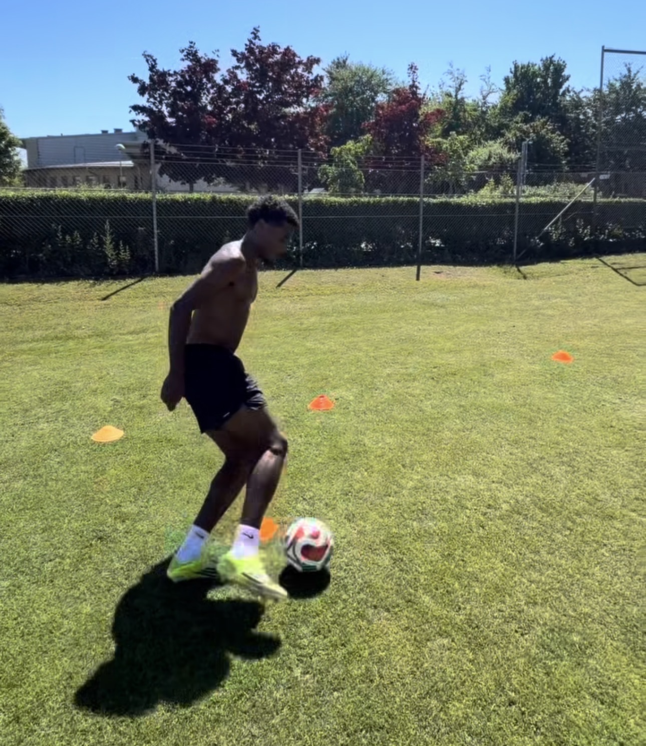 Hellas Verona, allenamento in vacanza per Sarr