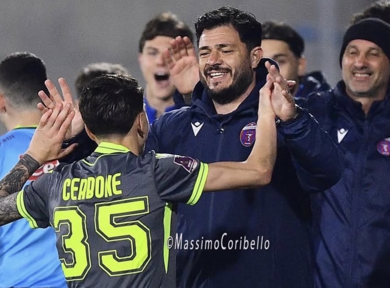 Cerbone saluta il Casarano. Lo attende l’Hellas Verona