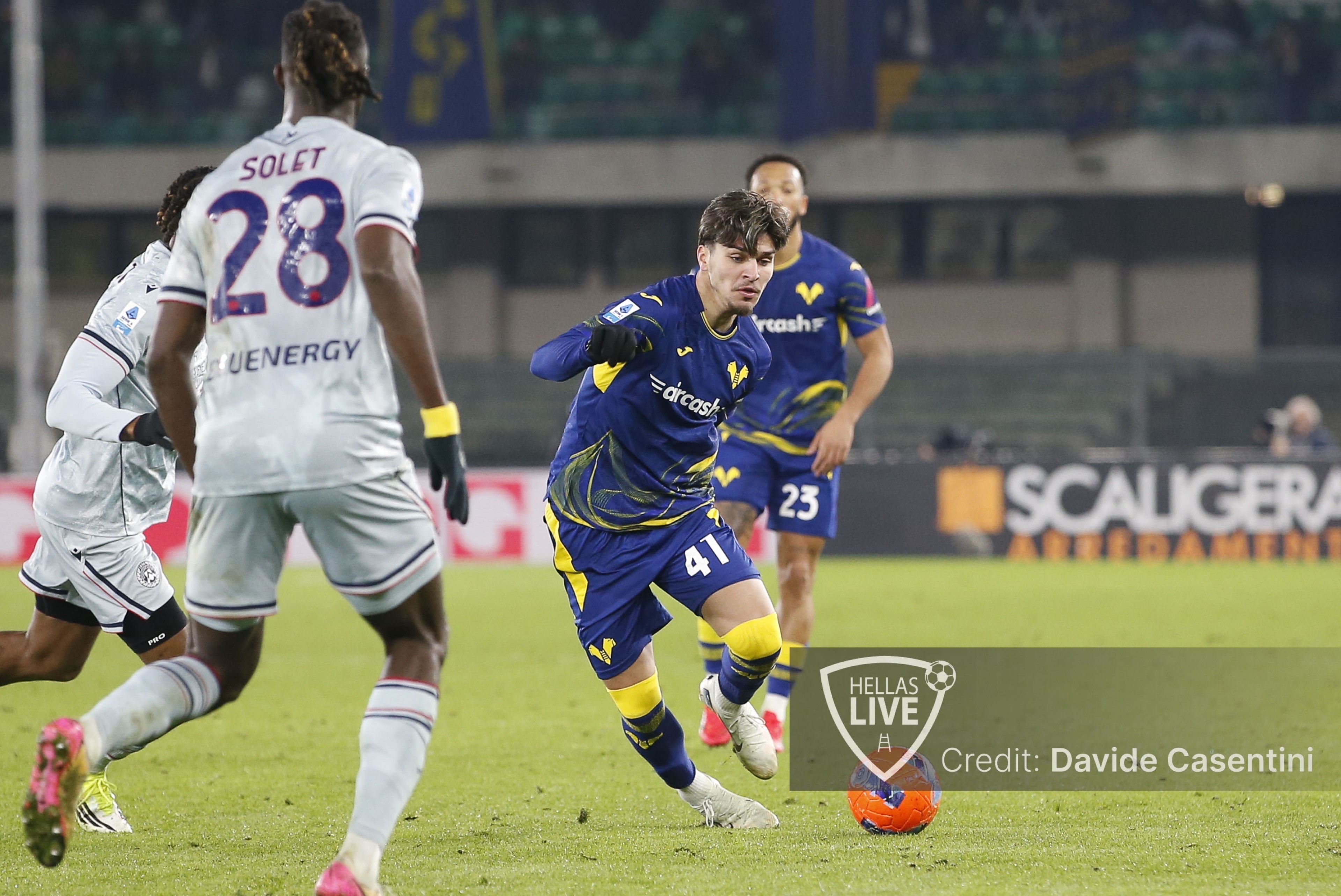 Hellas Verona, Istra su Isaac