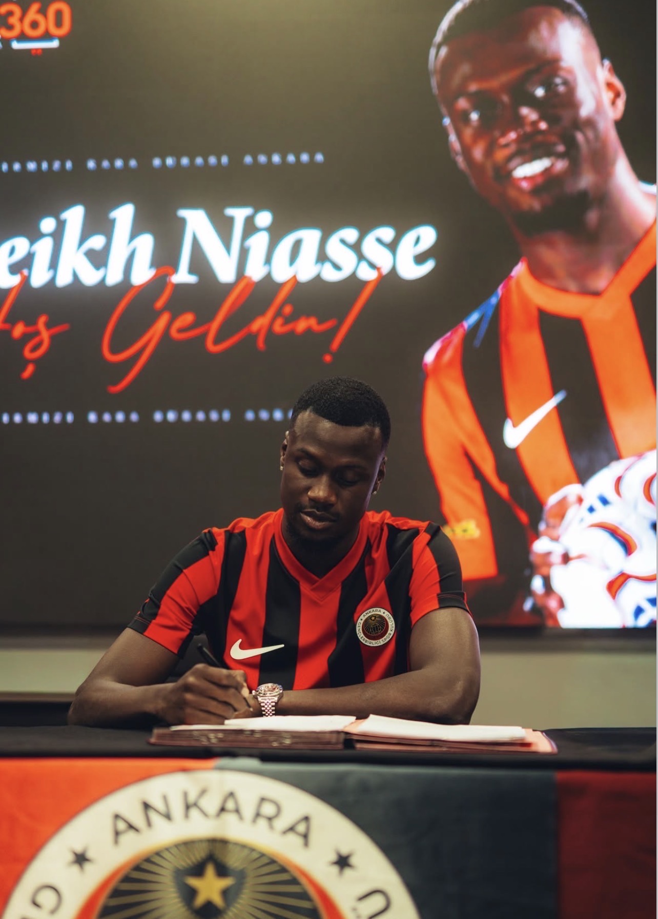 Niasse: “Pronto a dare tutto per questi colori”