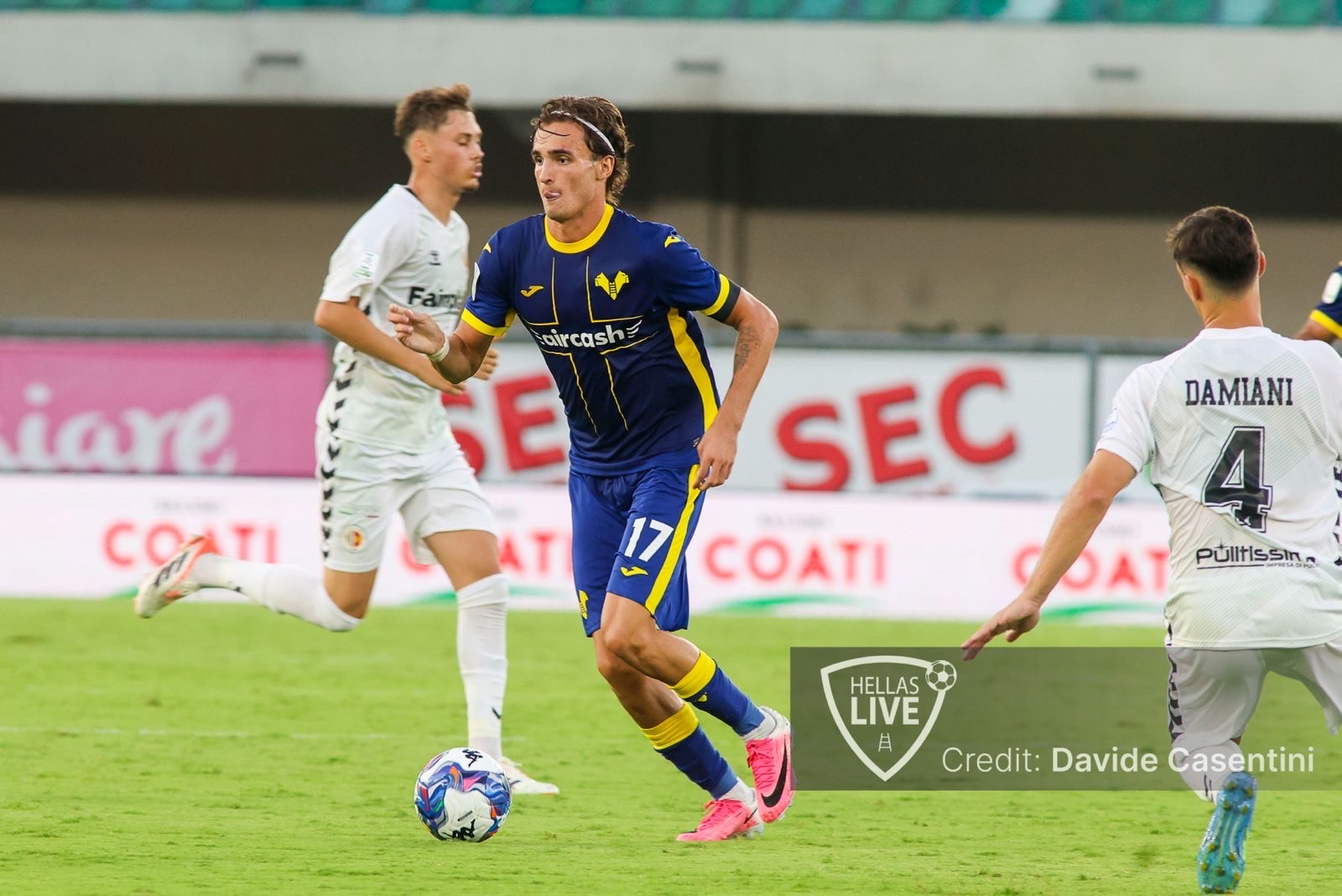 Hellas Verona, Le Borgne: “Stadio magico, grazie tifosi”