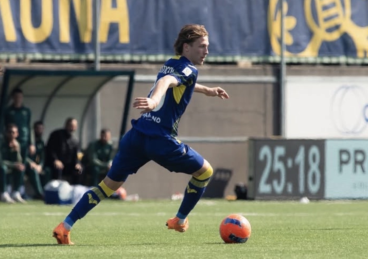 Hellas Verona, Monticelli ha rescisso
