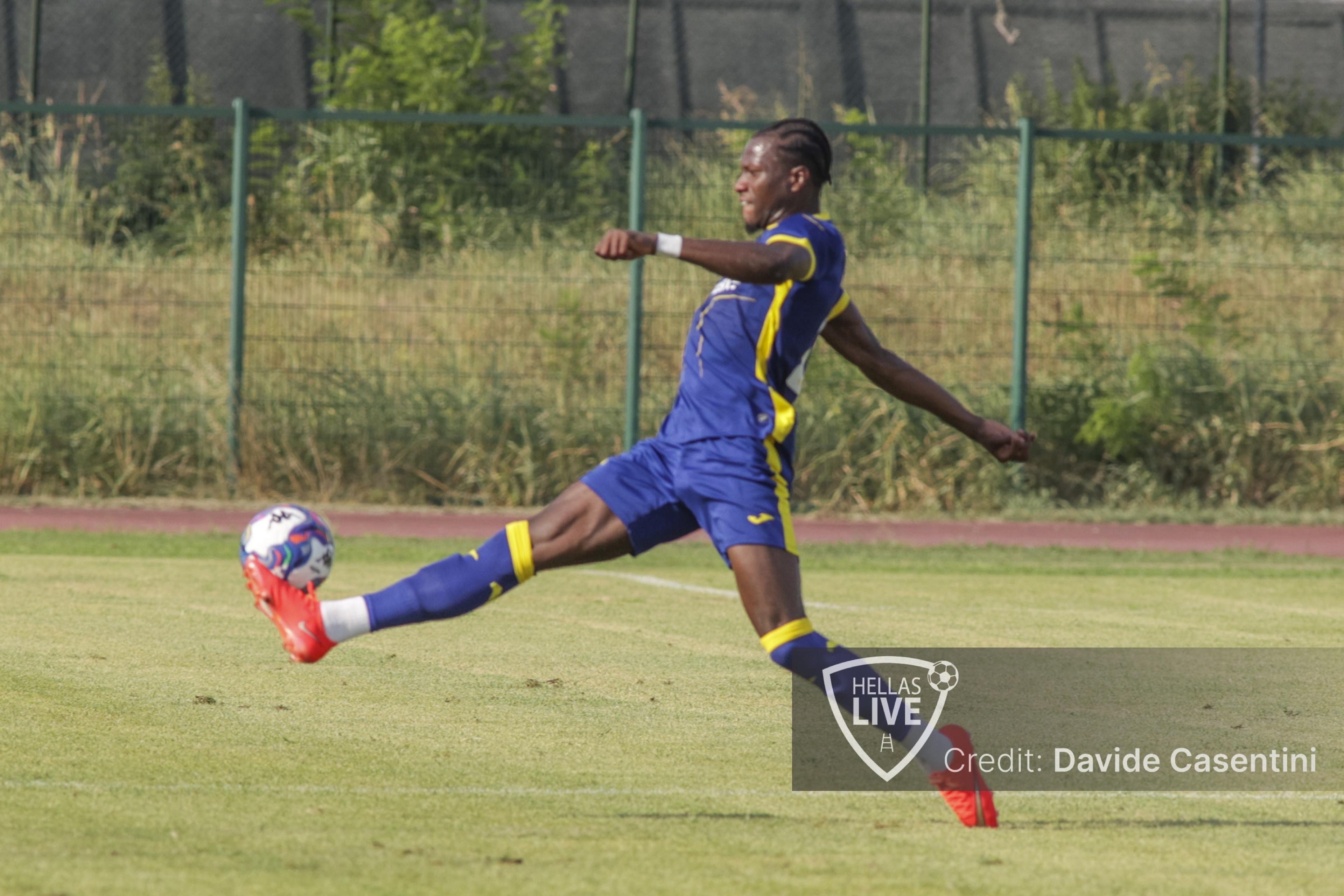 Hellas Verona, Oyegoke verso il Lincoln