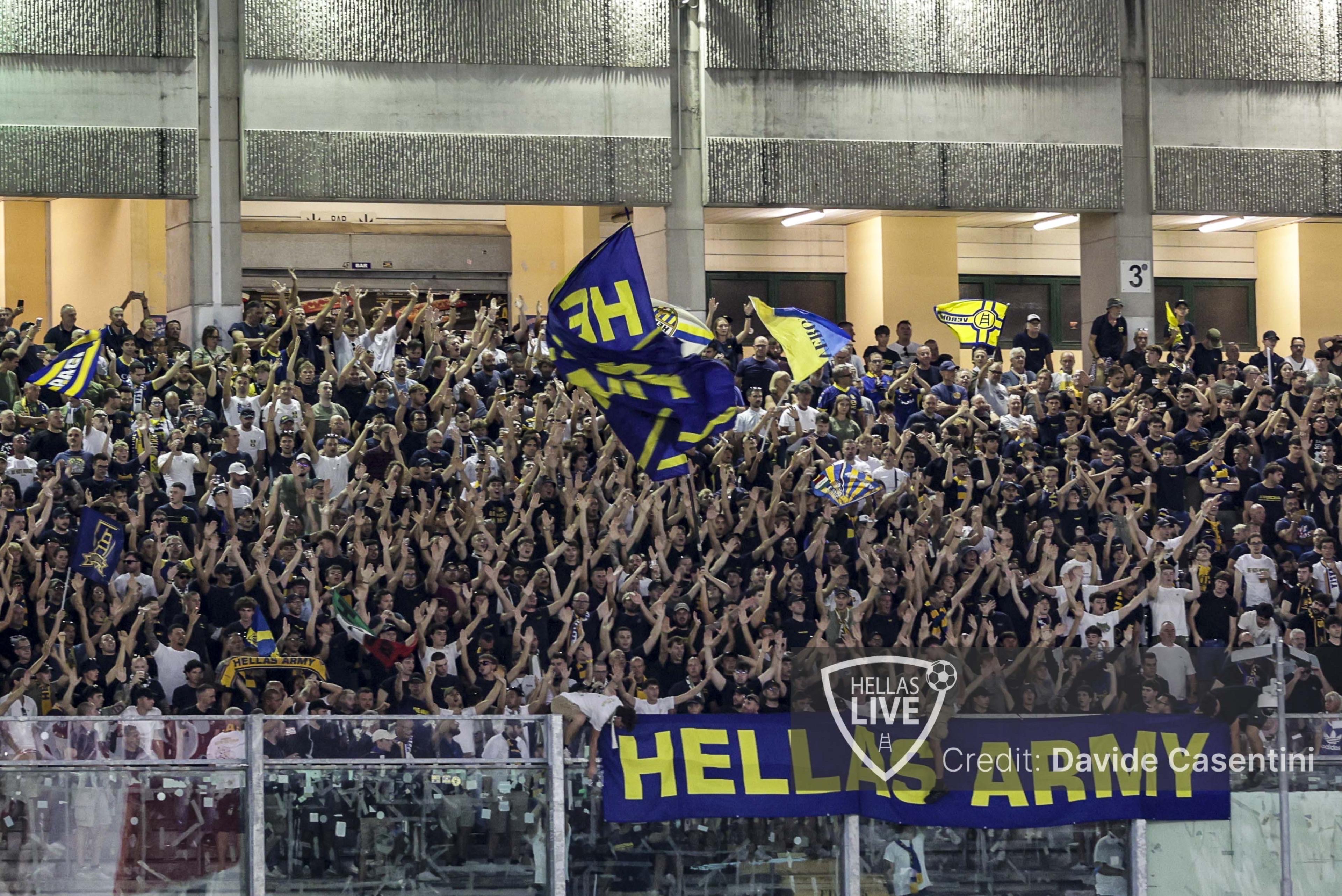 Giudice Sportivo. Padova-Hellas Verona 1-1, multa di 1.000 euro al club gialloblù