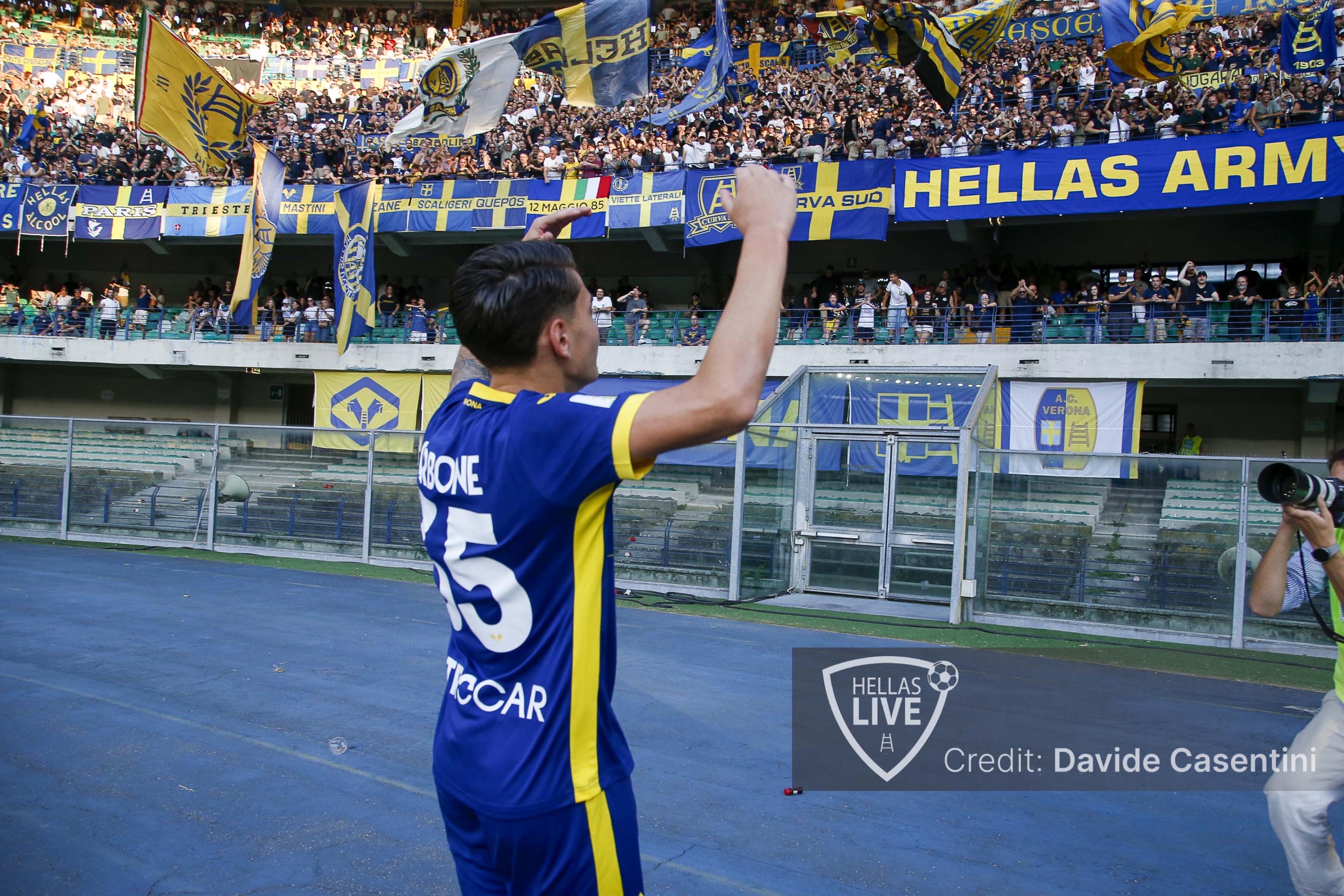 Giudice Sportivo. Hellas Verona, multa di 1.500 euro a Cerbone