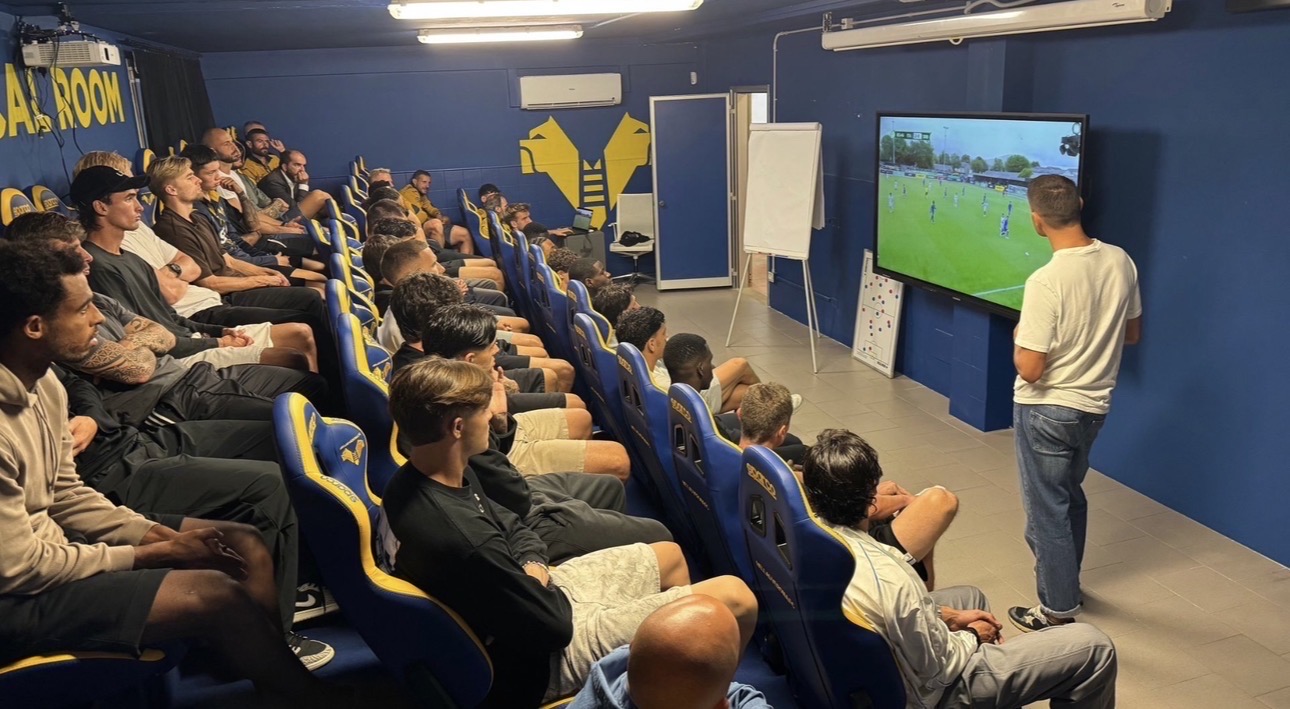 Hellas Verona, incontro con gli arbitri