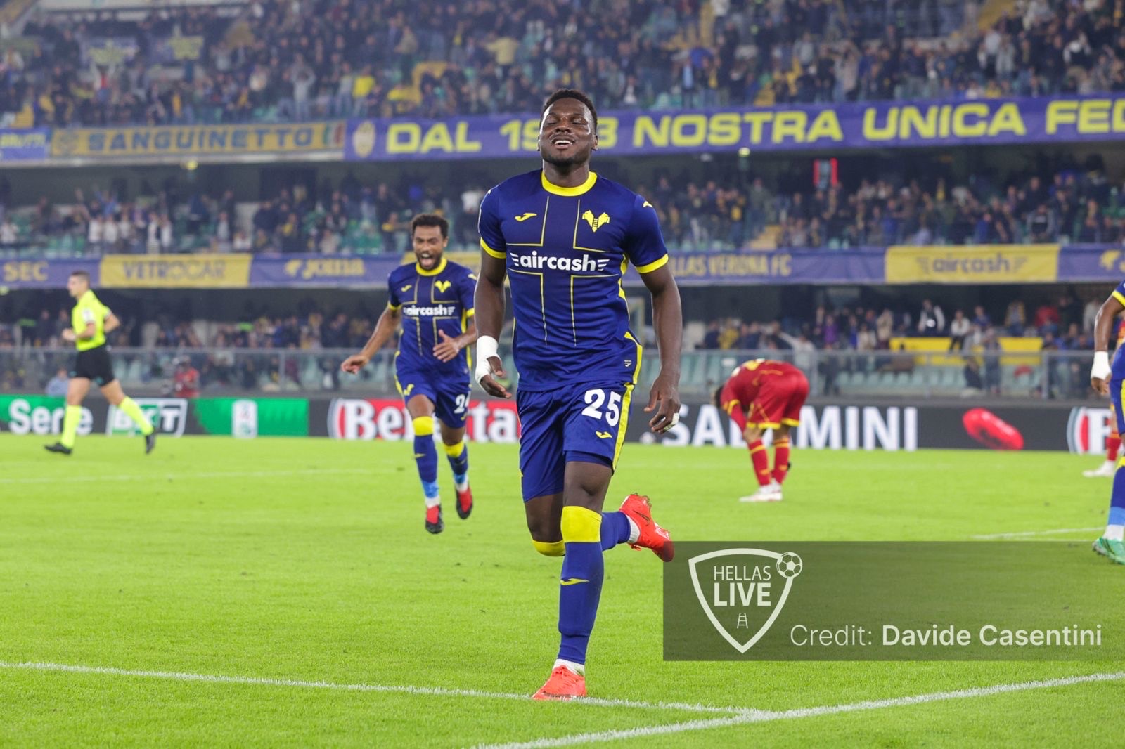 Serie BKT 2026/27. Hellas Verona-Catanzaro 1-1, pareggio firmato Mosquera