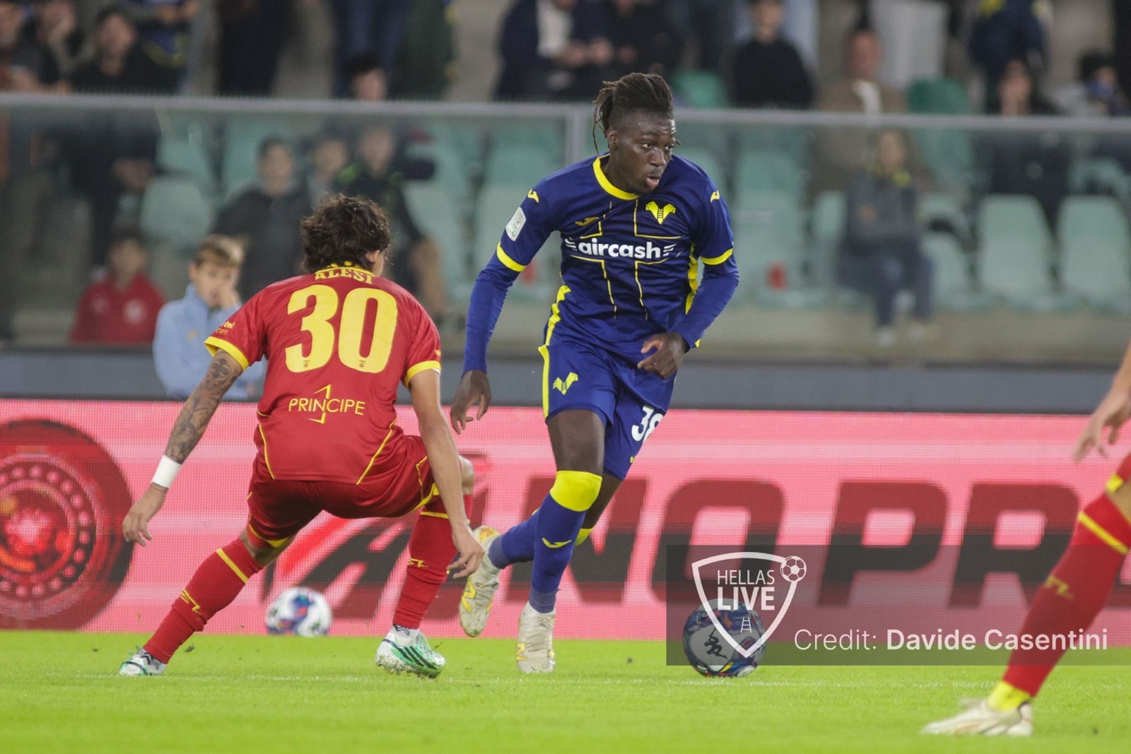 Hellas Verona: esordio per Ruben Akalè, attaccante francese classe 2007